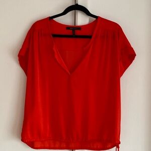 BCBG top coral M